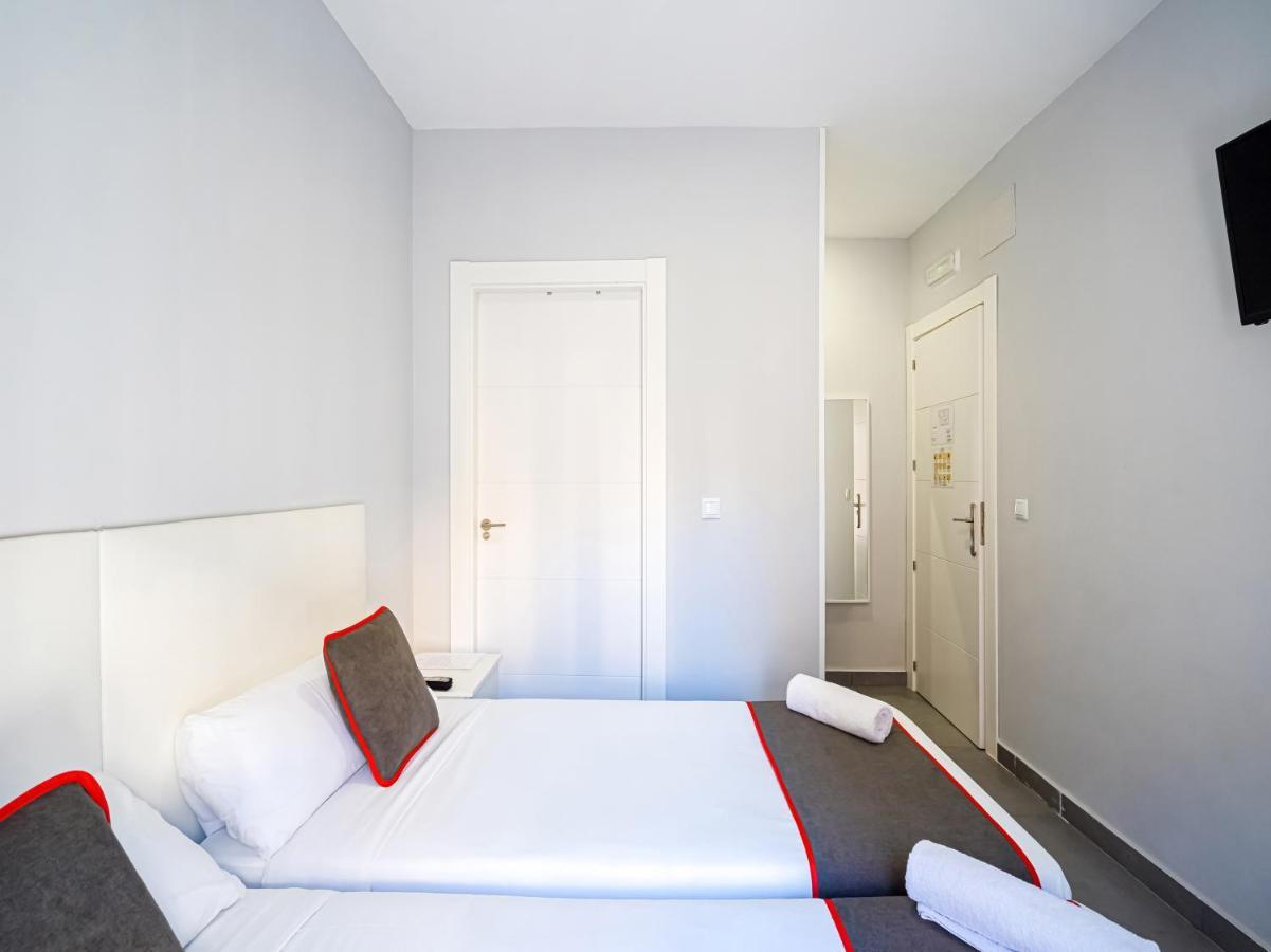 Hostal Jireh Alicante Exterior foto